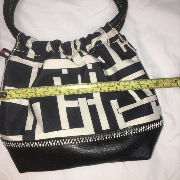 Tommy Hilfiger black and white mini purse​​​ - Picture 2 of 7